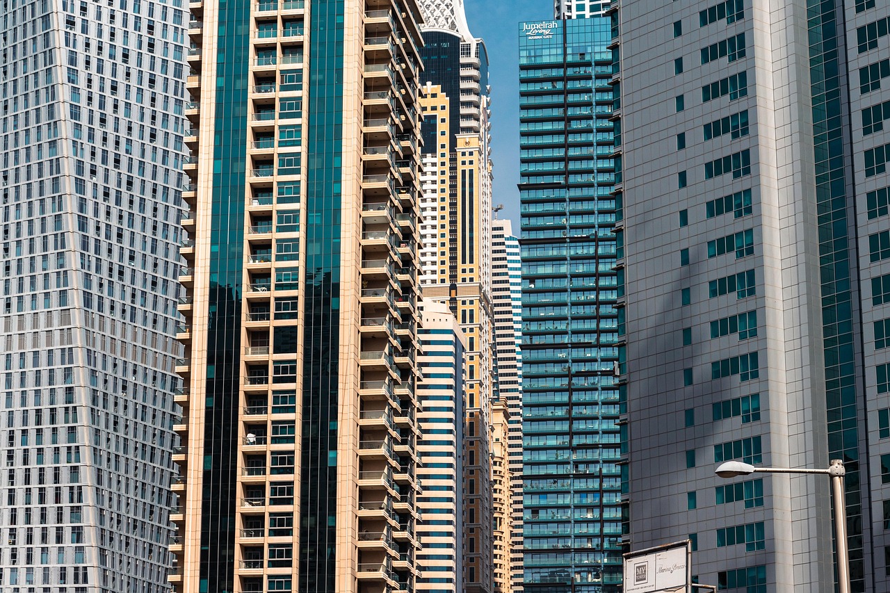 Dubai, skyscraper, architecture — How to Access MetaTrader 4 Features on iPhone and iPad